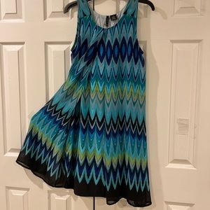 New Directions Brand Dress, Blues, Greens, Black and Gray Fabric Colors Size M
